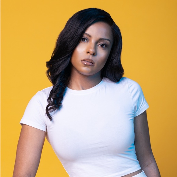 Meet your Posher, Jade Kay - Picture 2 of 11